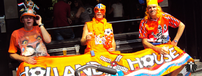 Torcedores holandeses a espera da selecao nacional