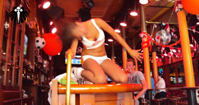 Pub no Centro de Amsterdam