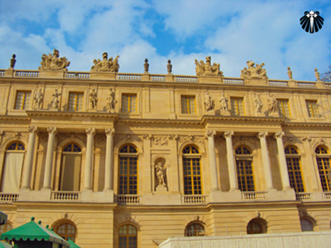 Museu do Louvre, lateral. Thumb